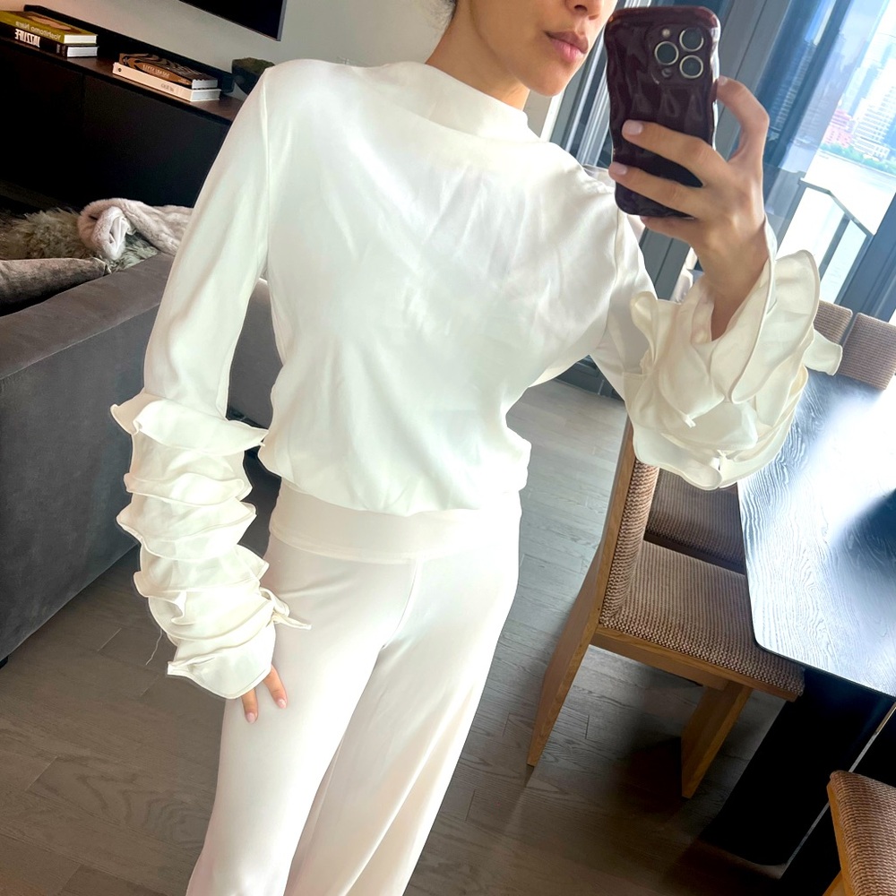 H&M Cream Ruffled Blouse with Elegant Sleeves